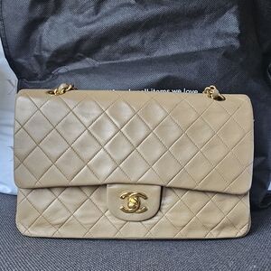 SOLD AUTHENTIC Vintage Chanel Classic Flap